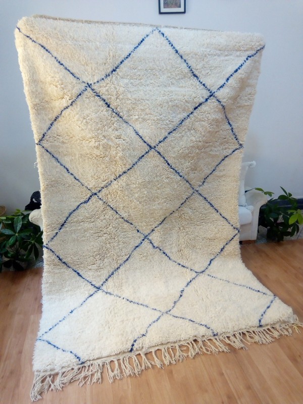 Moroccan beni ourain Rug Style- berber rugs - Blue Diamond Pattern - Full Wool
