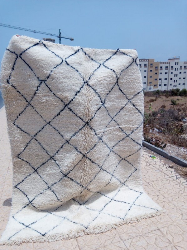 Beni Ourain Rugs - Moroccan Beni Ouarain Tribal Rug - Shag Pile - Natural Wool - 308 X 171cm  moroccan handwoven