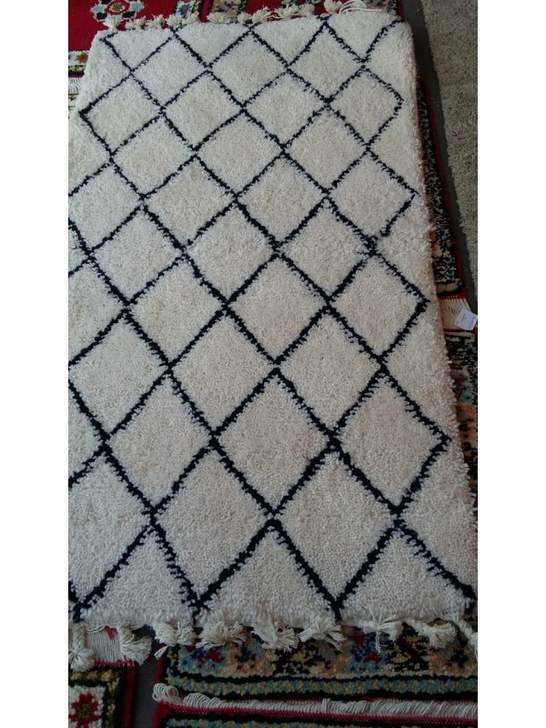 Beni Ourain Rugs - Moroccan Beni Ouarain Tribal Rug - Shag Pile - Natural Wool - 308 X 171cm  moroccan handwoven