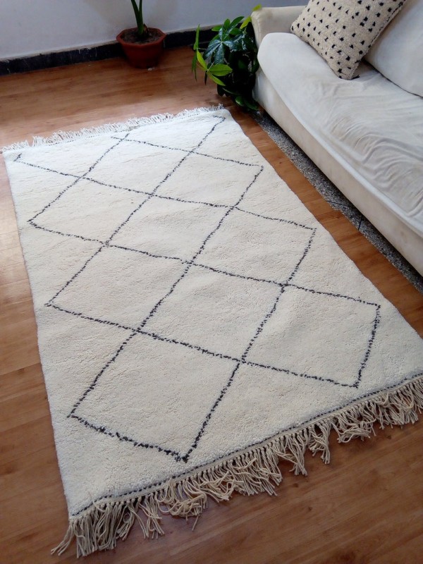 Moroccan Beni Ourain Tribal Rug - Gray Diamonds pattern - Full Wool