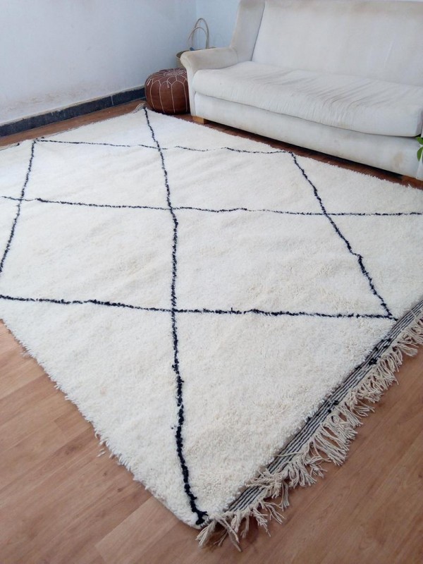 Moroccan Hand woven Beni Ourain Style - Diamonds Design - Wool Rug