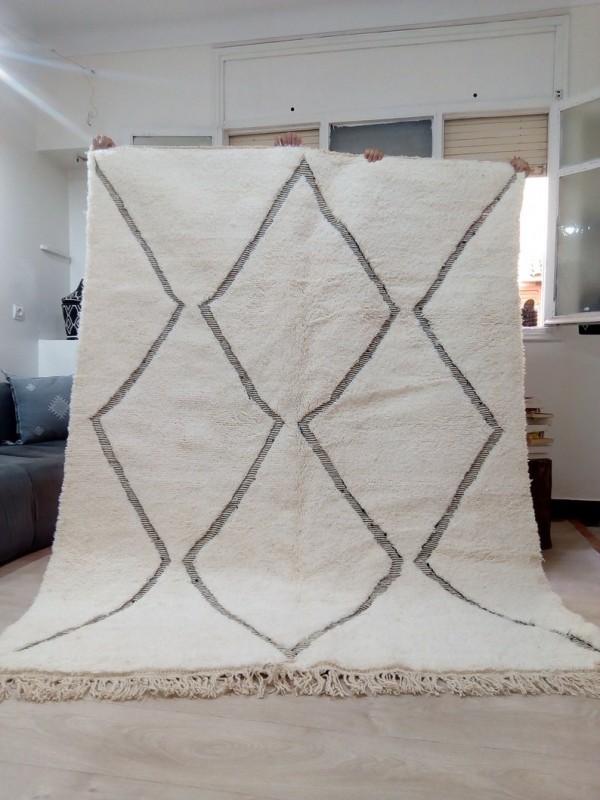 Berber carpet - Beni Ourain Tribal Rug Style- Shag Pile - Wool 