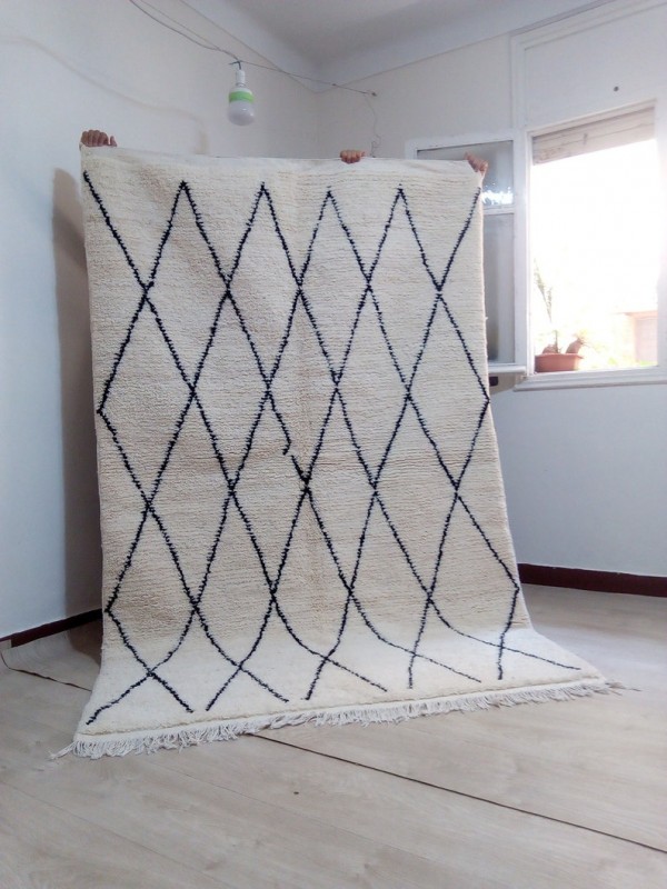 Moroccan Handwoven Beni Ourain Style - Shag Pile - Full Wool Rug 