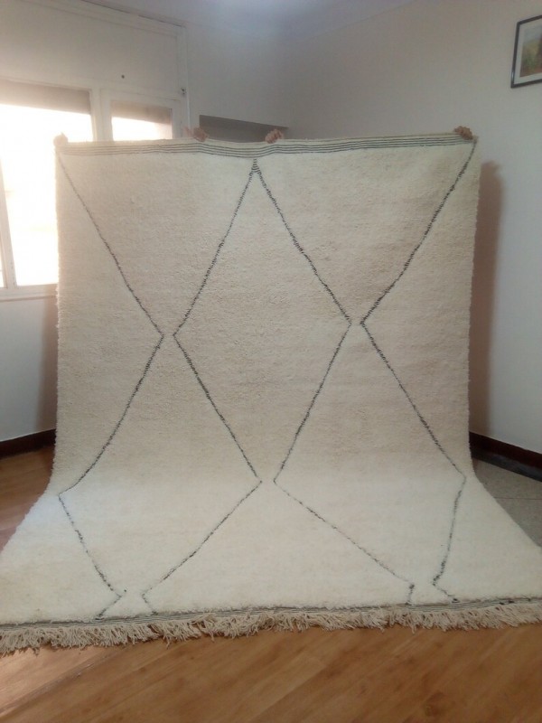 Berber carpet - Beni Ourain Tribal Style- Shag Pile - Wool 
