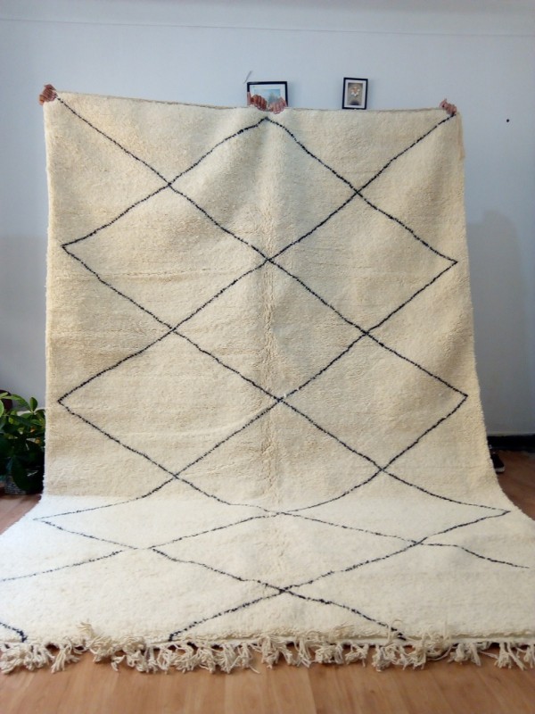 Large Moroccan Rug - Beni Ourain Tribal Rug - Shag Pile - Natural Wool - 322x219cm