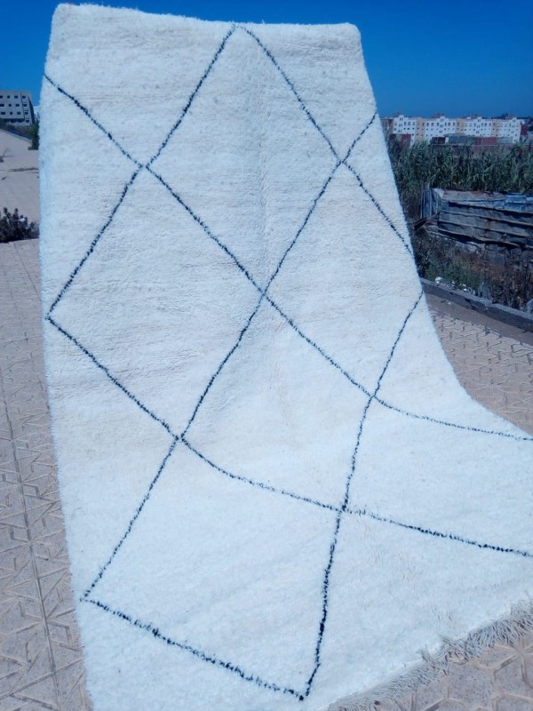 Moroccan Beni Ourain Living Room Rug - Shag Pile - Full Wool - 305 X 202cm