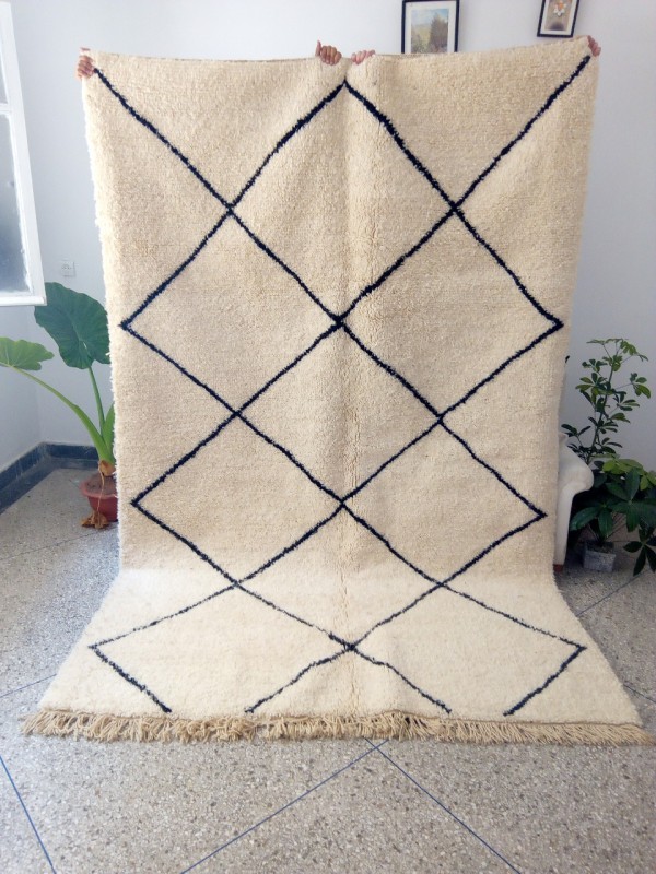 Berber Rug ٍStyle- Style beni ourain carpet - Diamond black stripes  - Full Wool - 300 X 190cm