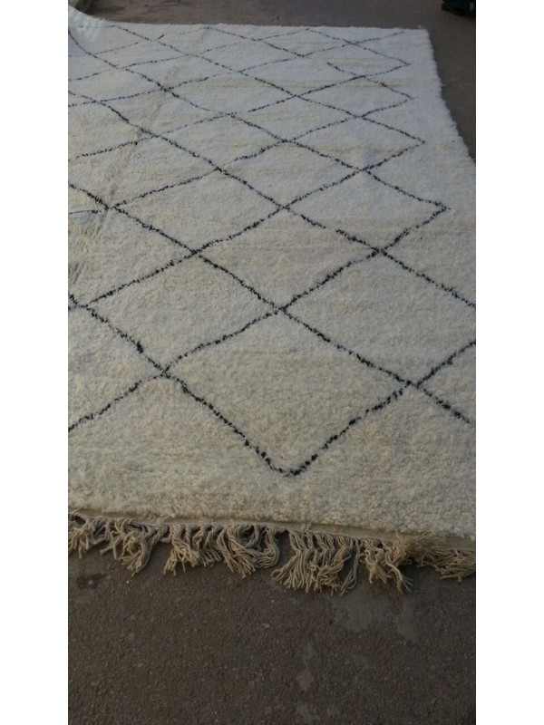 Moroccan Beni Ourain Tribal Rug - Shag Pile - Natural Wool - 400 X 300cm