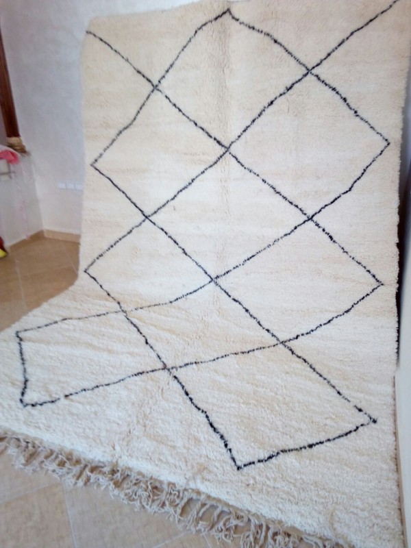 Moroccan Beni Ourain Tribal Rug - Shag Pile - Natural Wool - close to 320 X 220cm