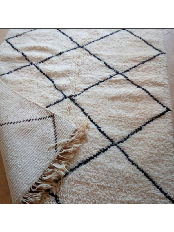 Beni Ourain  Rug with Diamond Pattern - Tribal Rug - Shag Pile - Natural Wool - 212 X 150cm