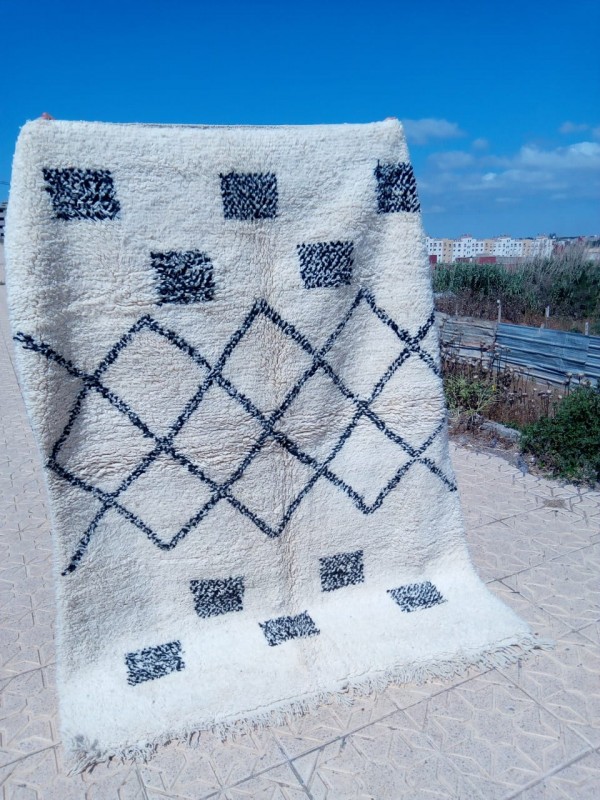 Berber Moroccan beni ouarain Rug - authentic rugs - Natural Wool - 228 X 167cm