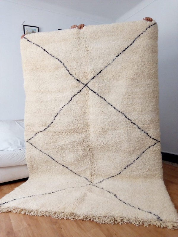 Moroccan Rug - Beni Ourain Tribal Rug - Shag Pile - Natural Wool - Big Dimaond- 250 X 166 cm