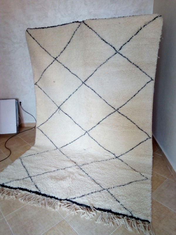 Moroccan Beni Ourain Tribal Rug - Shag Pile - Natural Wool -  close to 290 X 190cm