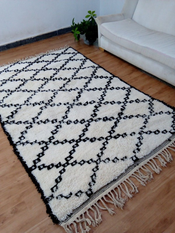 Berber Rug  Fom Morocco - Style beni ourain  - Art Design - Full Wool - 260 X 155cm