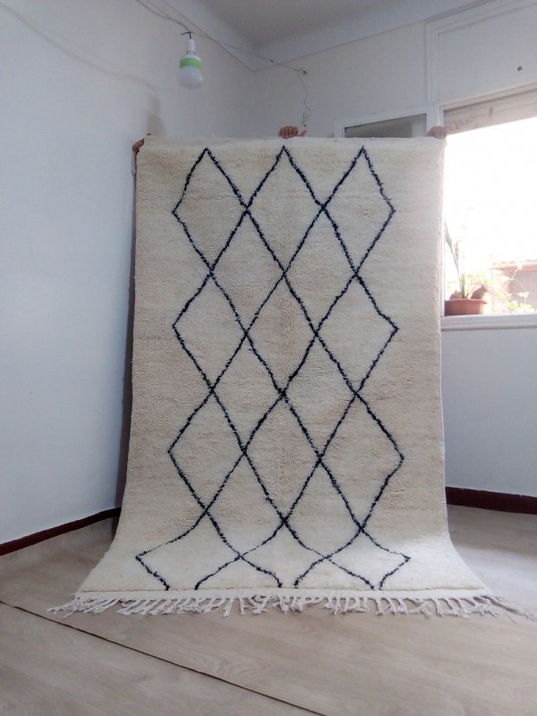 Moroccan Handwoven Beni Ourain Style - Shag Pile - Wool Rug - 250 X 150cm 
