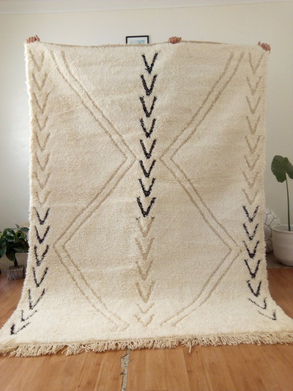 Beni Ourain Style -  Berber Rug  - Tribal Rug - Full Wool - 240 X 180cm