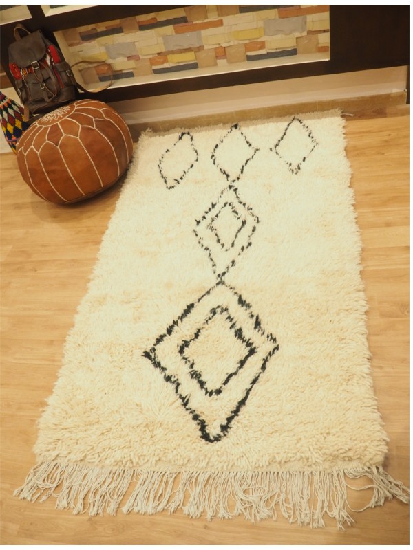 Moroccan Handmade Rug - Beni Ourain Tribal Rug - Shag Pile - Natural Wool - 174 X 100cm