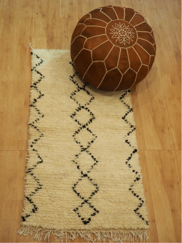 Small  Beni Ourain  Rug  - Natural  Wool - Shag Pile  - 120 X 65cm