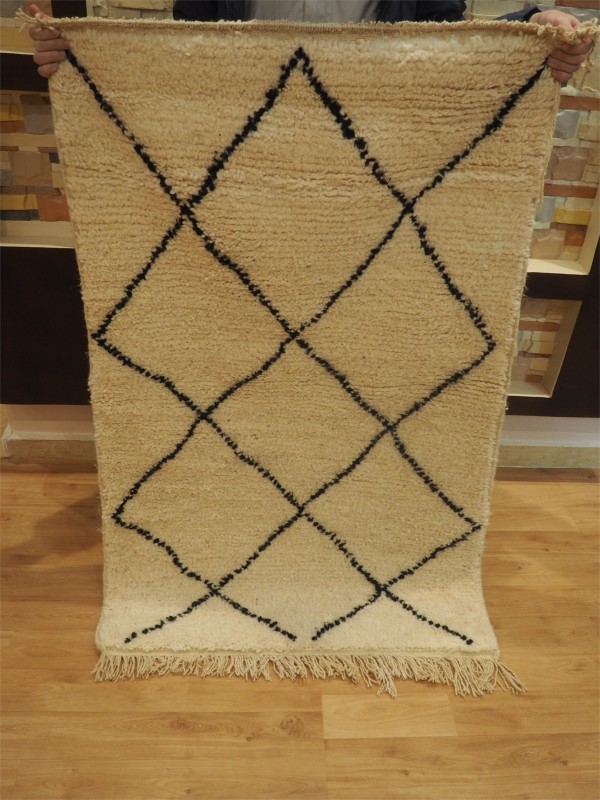 Hand-Woven  Beni Ourain Area Rug - Diamond Pattern - Carpets - Shag Pile - Natural  Wool - 147 X 90cm