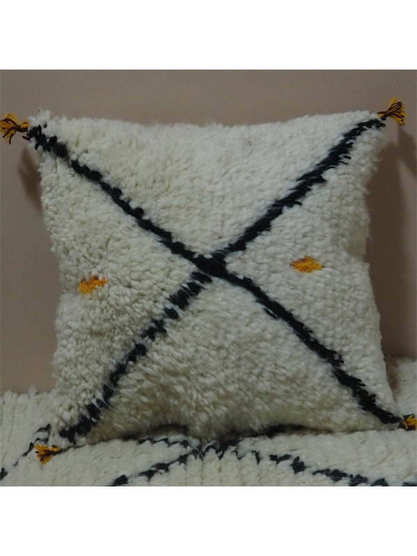 Vintage beni ourain cushions/beni ourian pillow/unstuffed pillow pattern