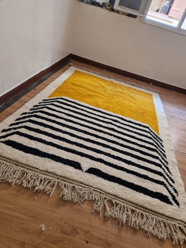 Moroccan rug - handmade Moroccan  Carpet - 250x178 CM