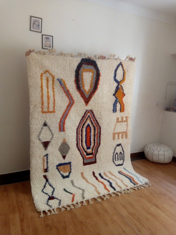 Moroccan Hand woven rug - handmade Moroccan Berber Carpet