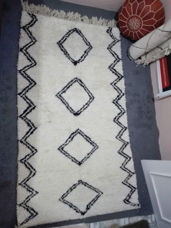 Moroccan Hand Woven Rug - Beni Ourain Tribal Carpet - Shag Pile - Natural Wool - 240 x 123 cm 
