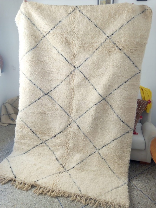Beni Ourain carpet Style - Diamond pattern  - Natural Wool - 255 X 177cm