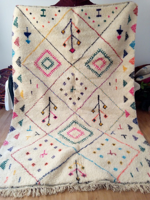 Azilal rug - handmade Moroccan Berber Carpet - 265x182
