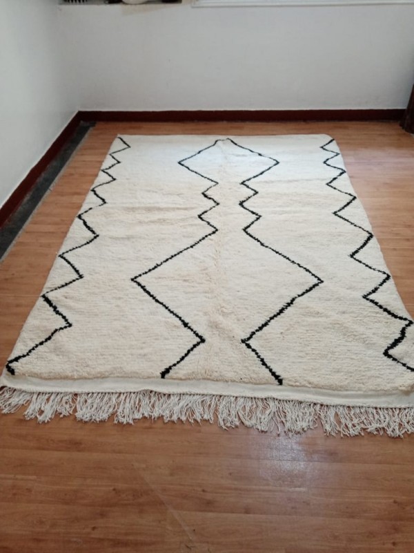 Moroccan Berber Design - Moroccan Rug  - Handmade Wool - 286 X 200cm