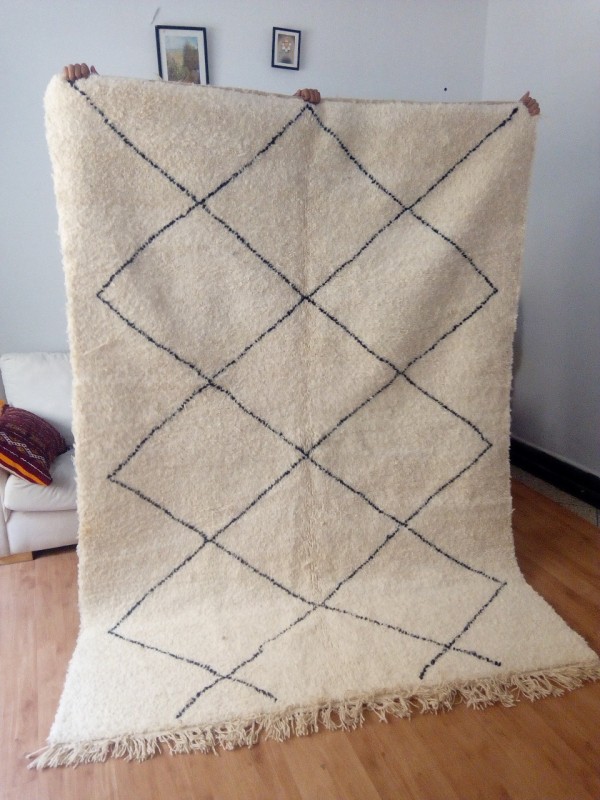 Beni Ourain  Rug with Diamond Pattern - Tribal Rug - Shag Pile - handwoven wool carpet- 258 X 180cm
