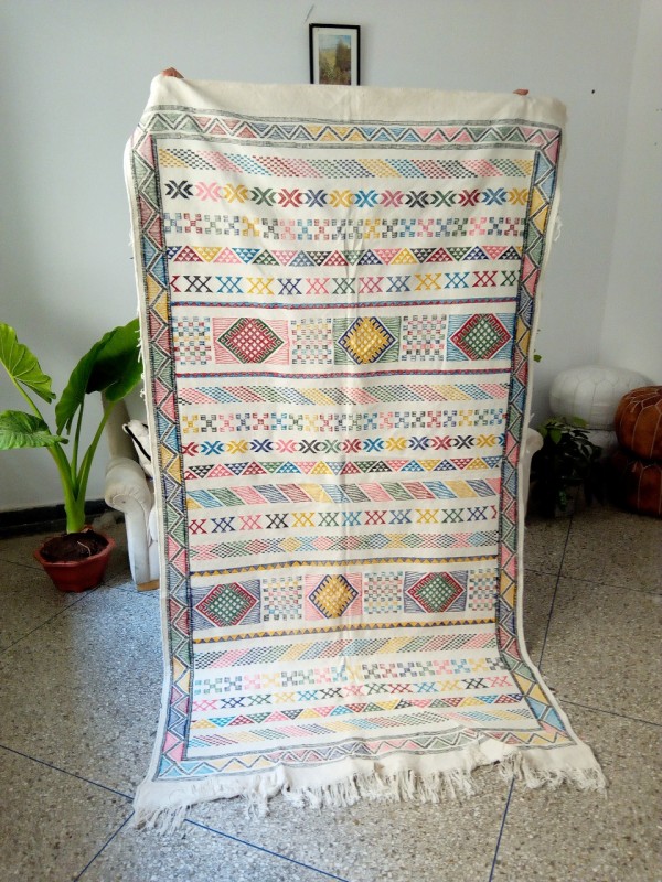 Sabra rug - Cactus Handmade Berber - Moroccan Cactus Silk - Authentic boho carpet - 250 X 135cm