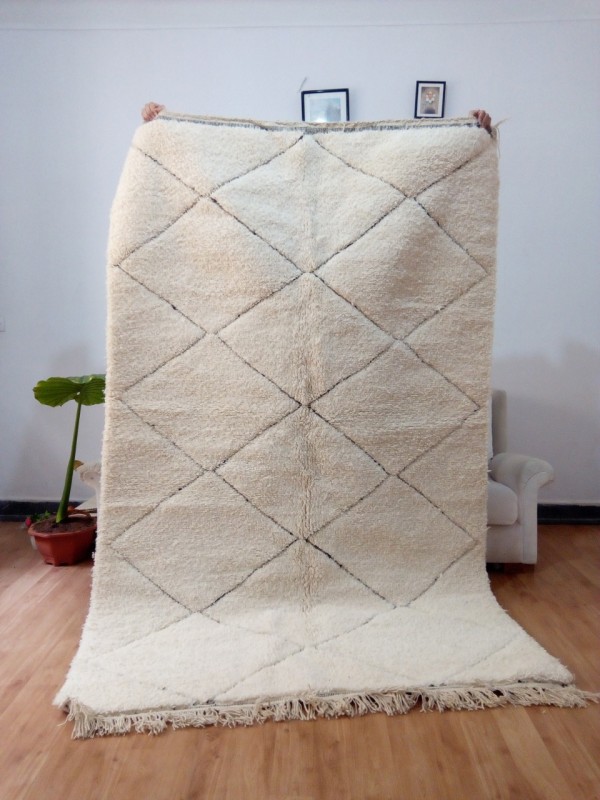 Moroccan Rug - Beni Ourain Tribal Rug - Shag Pile - Natural Wool - 250 X 155 cm