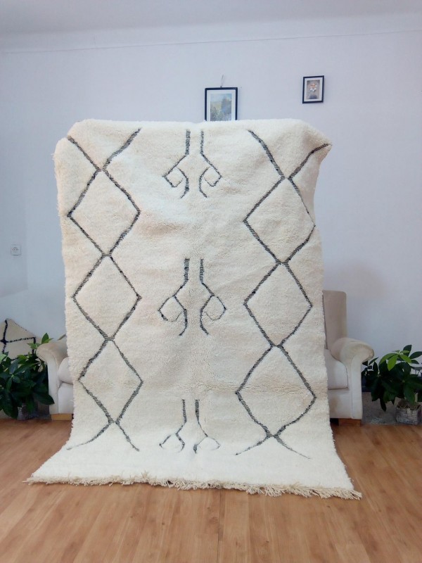 Moroccan Hand Woven Beni Ourain Tribal Style - Shag Pile - Full Wool Rug - 230 X 150cm