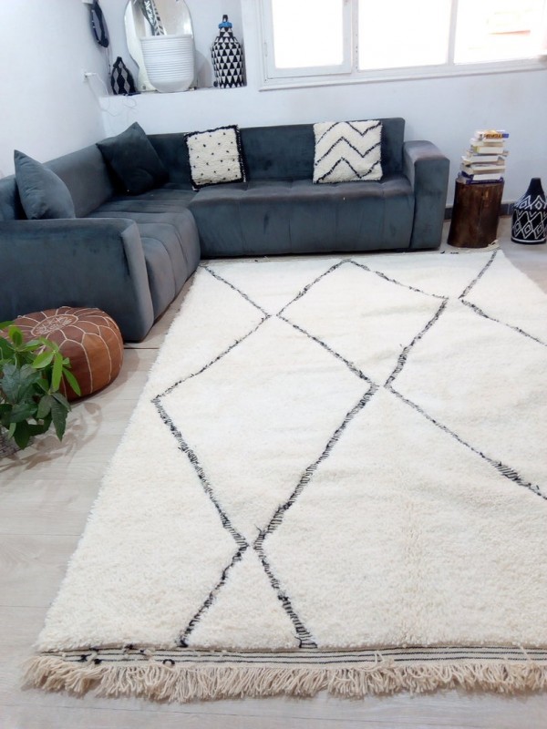 Beautiful Berber carpet - Beni Ourain Tribal Rug Style- Shag Pile - Wool - 290 X 197cm