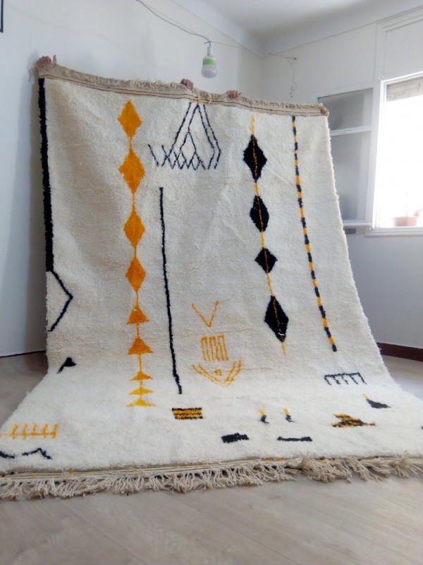 Azilal Style - Hand woven Moroccan Wool Rug - handmade Moroccan  Carpet - 310x201