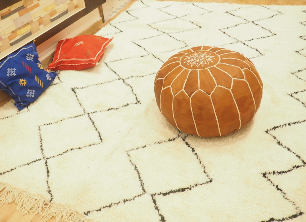 Moroccan Beni Ourain Rug - Moroccan Poufs